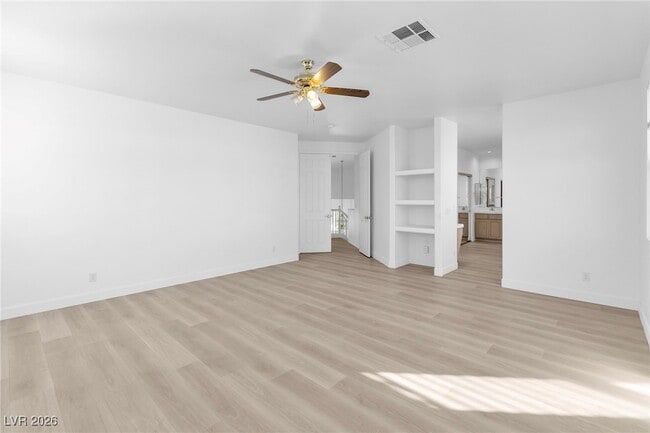 Building Photo - 3986 Windansea St