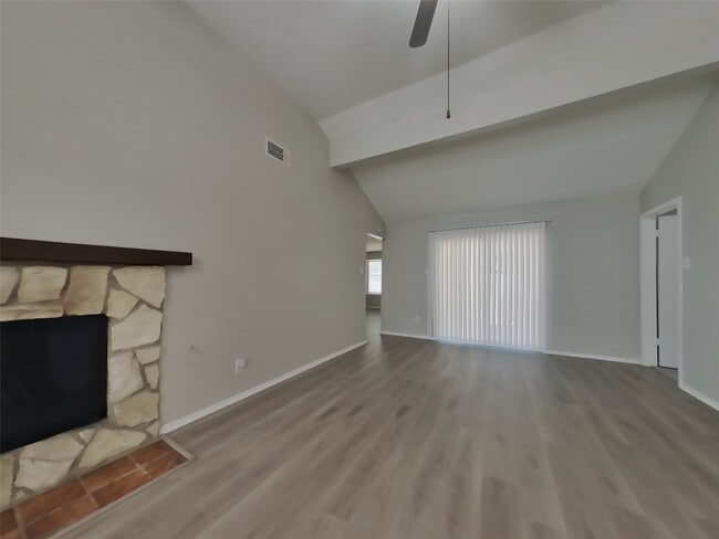 Building Photo - 17226 Modbury Dr