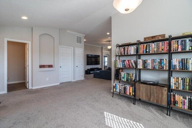 Building Photo - 3004 Lodge View Ct