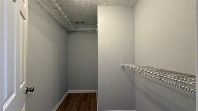 Building Photo - 2945 Dogwood Creek Pkwy NW