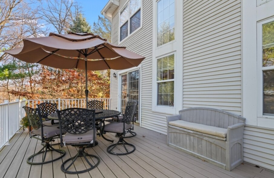 Building Photo - 14 Minuteman Ct