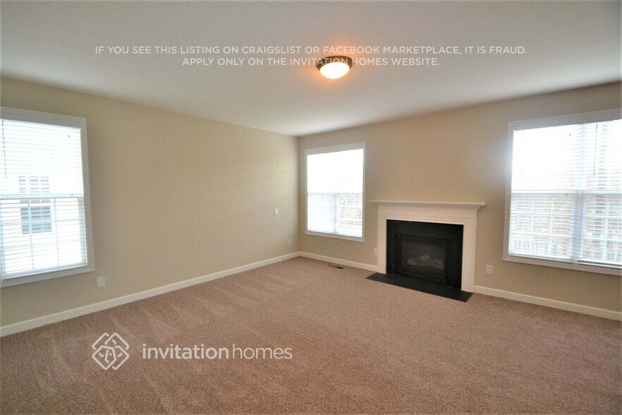 Building Photo - 3833 Song Sparrow Dr