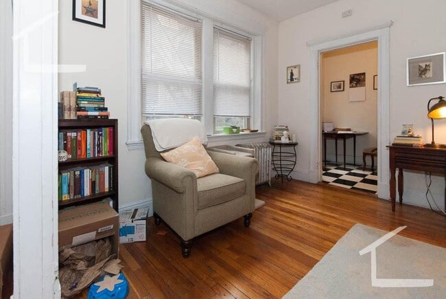 Building Photo - 105 Brainerd Rd