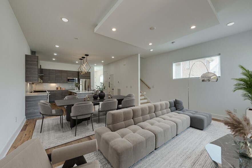 Family Room - Dining - 6003 Louisiana Ave