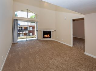 Building Photo - 21450 Burbank Blvd