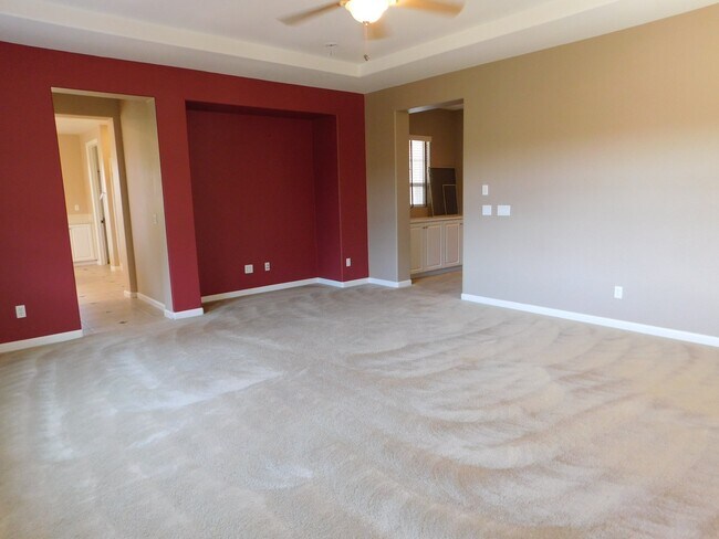 Building Photo - San Marcos 5Br Executive House Avail $6690 TEXT 858-774-1574
