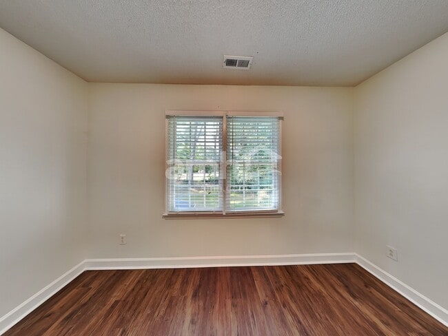 Building Photo - 1900 Spanish Bay Ct