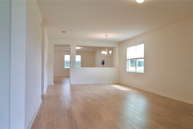 Building Photo - 2164 Carriage Pointe Loop
