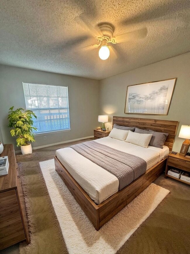 Building Photo - TW1613