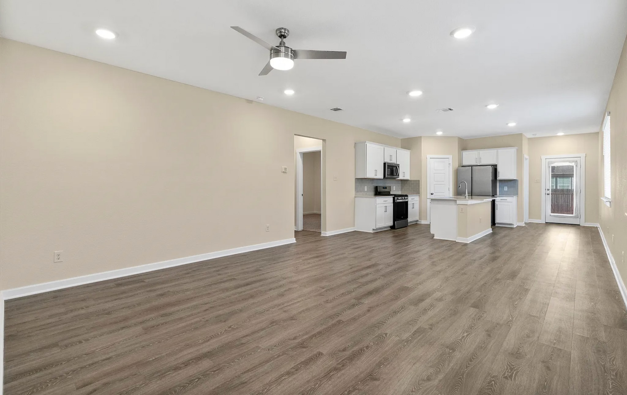 Building Photo - 220 Fairfax Ave