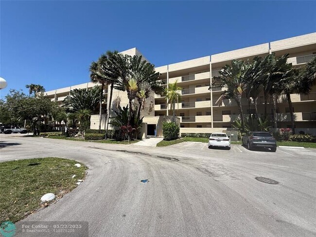 Primary Photo - 2900 NW 42nd Ave