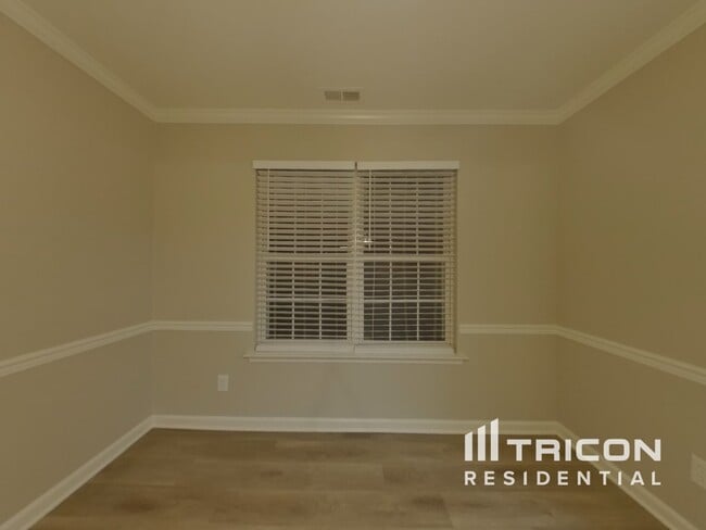 Building Photo - 6130 Spanish Moss Ln