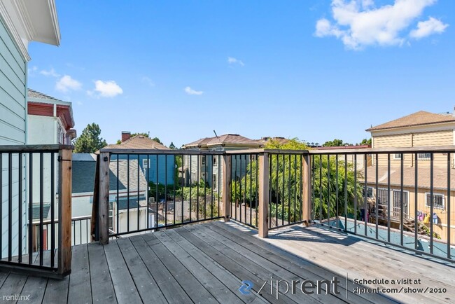 Building Photo - 3 br, 1 bath Condo - 678 18th St, Oakland,...