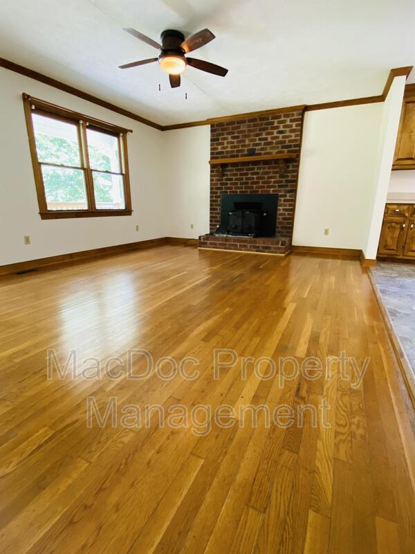 Building Photo - 28341 Edgar Rd