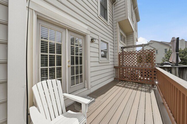 Building Photo - 46733 Woodmint Terrace