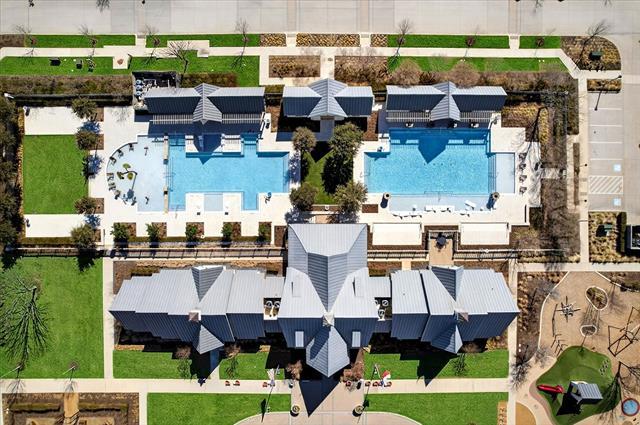 Building Photo - 1908 Elm Pl