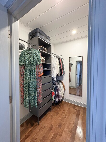 Building Photo - 521 Wendell Ter