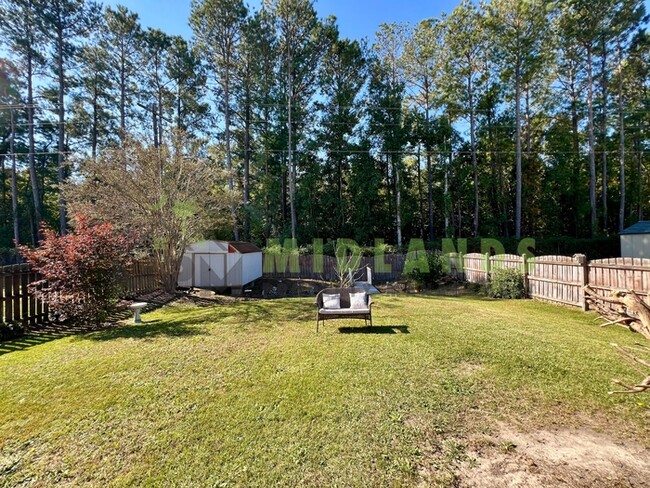 Building Photo - 168 Springway Dr