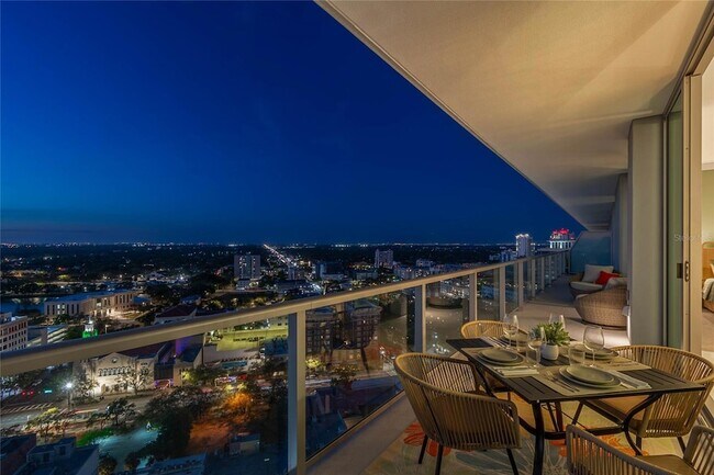 Building Photo - 400 Central Ave