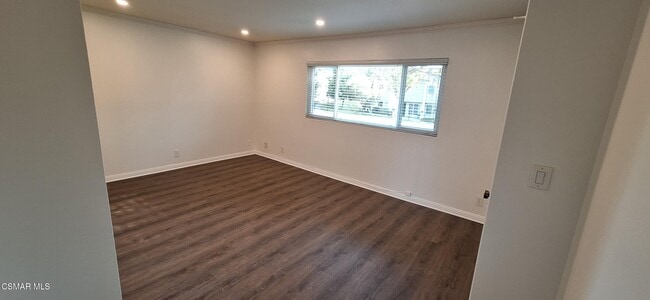 Building Photo - 255 Green Moor Pl