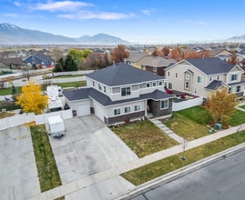 Building Photo - 743 W 1150 S