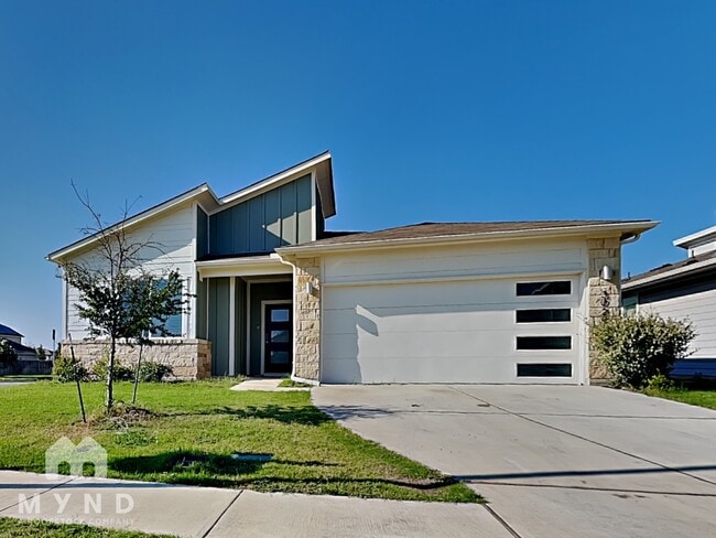 Building Photo - 3029 Egan Dr