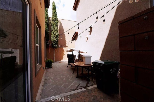 Building Photo - 103 Cambria Ct