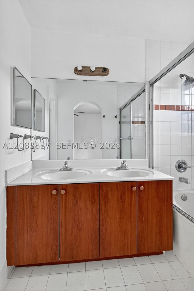 Building Photo - 12989 SW 30th Ct