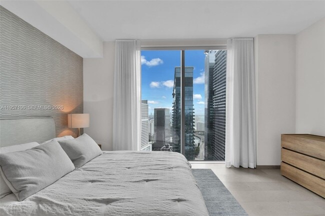 Building Photo - 88 SW 7th St