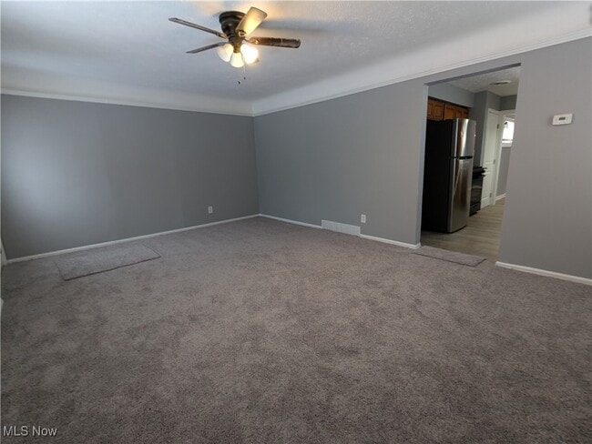 Building Photo - 16401 Home Ave