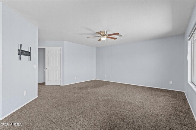 Building Photo - 3260 S Laguna Dr