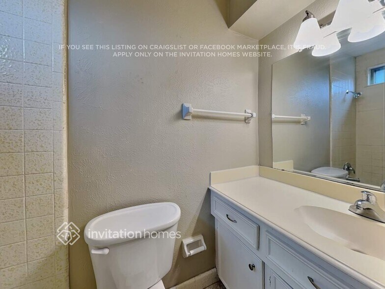 Building Photo - 3802 Highfalls Dr