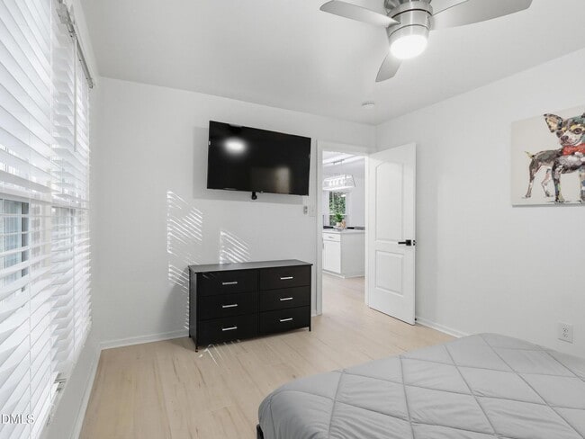 Building Photo - Updated Cary Townhome with Smart Features Near RTP & RDU