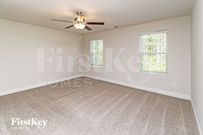 Building Photo - 2027 Cypress Village Dr NW