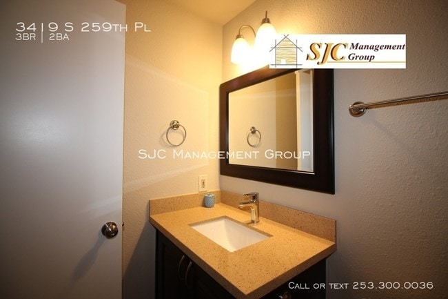 Building Photo - 3419 S 259th Pl
