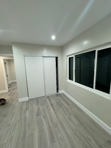 Building Photo - 14670 Harding St