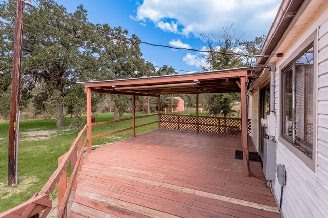 Building Photo - 30 Allen Rd