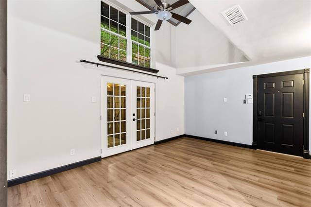 Building Photo - 3103 Wycliff Ave