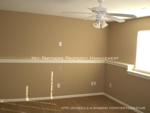 Building Photo - 15816 Conser - Cute Townhouse in Blue Valley!