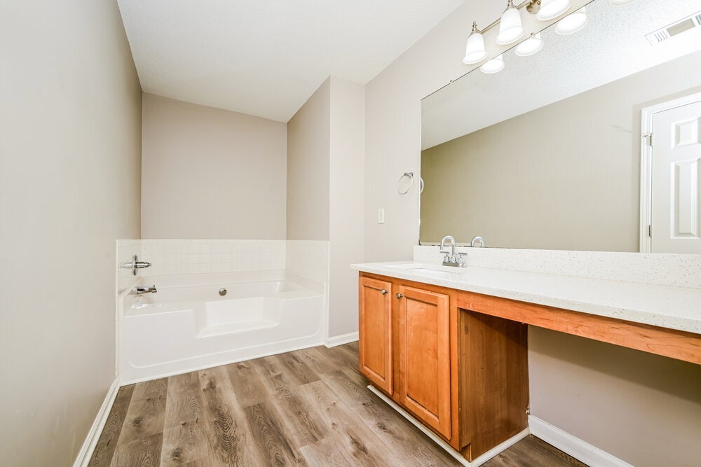 Building Photo - 62 Lake Crossing Ct