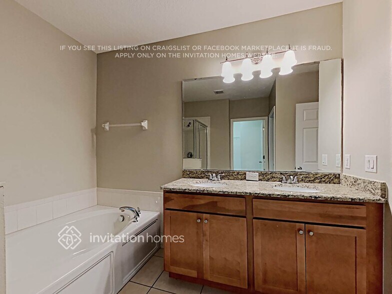 Building Photo - 3736 Briarwood Estates Cir