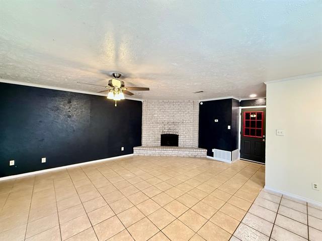 Building Photo - 6936 Fallbrook Ct