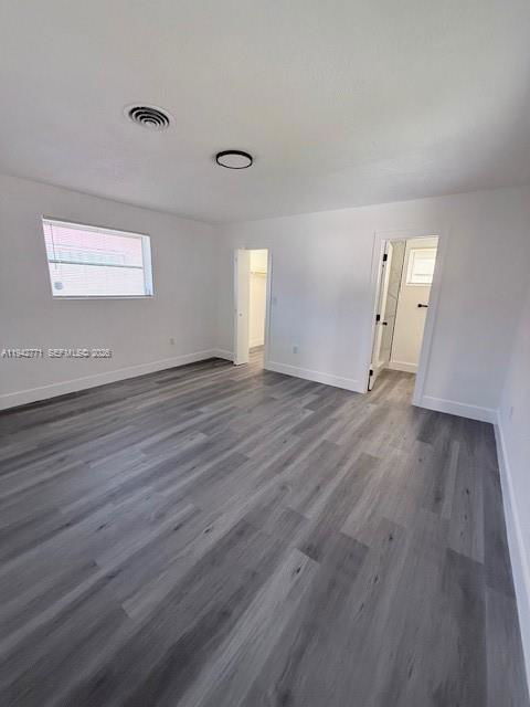 Building Photo - 275 NE 173rd St