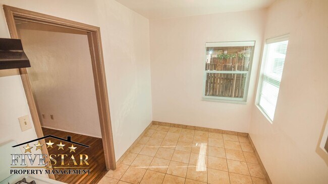 Building Photo - 209 Blomquist Dr