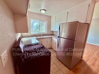 Building Photo - 1547 2nd Ave