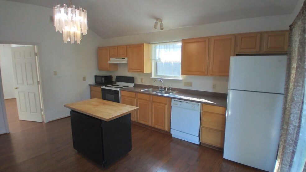 2nd view of kitchen - 20347 Atascocita Shores Dr