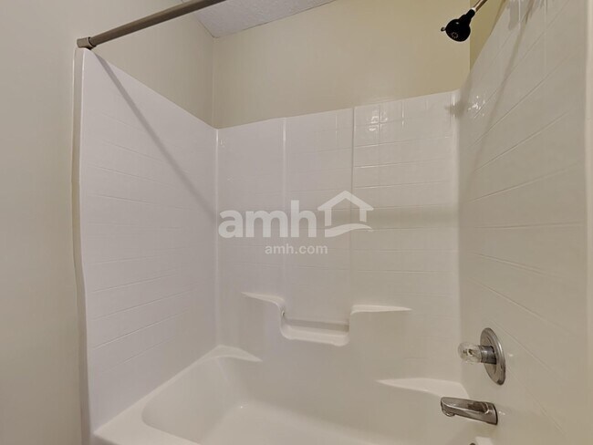 Building Photo - 392 Brierstone Ct