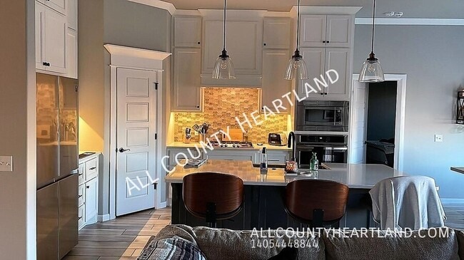 Building Photo - 3512 Tahoe Dr