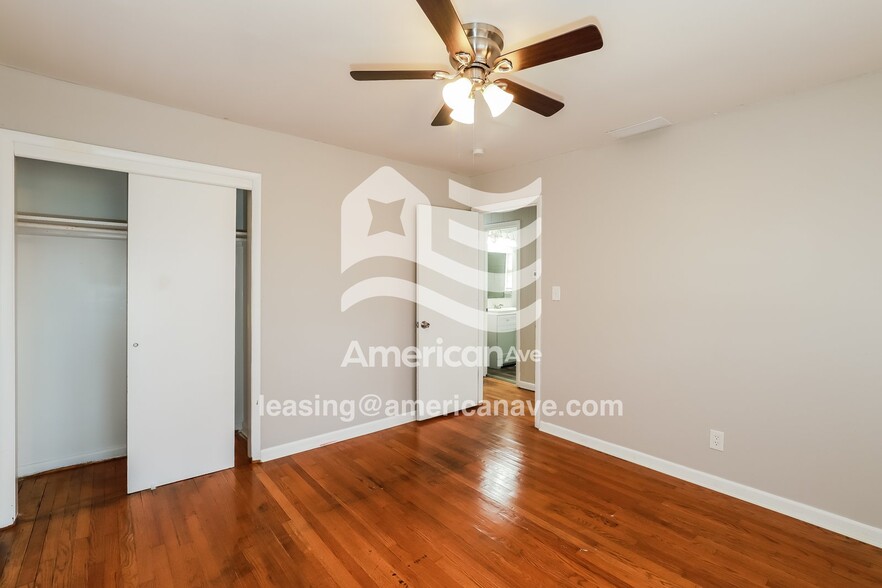 Building Photo - 3012 N 34th St