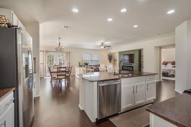 Building Photo - 5933 Snow Creek Dr